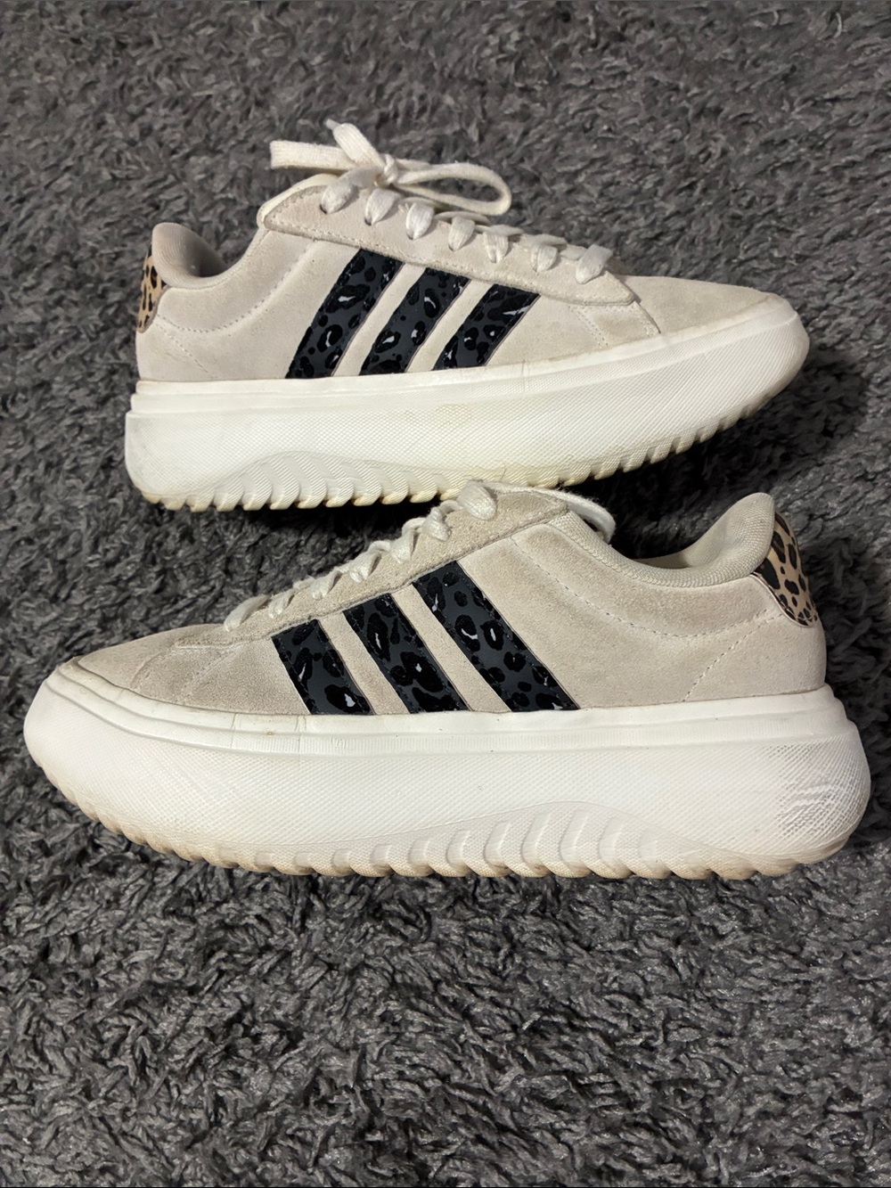 Adidas grand court platform